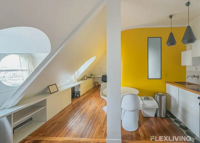 Flexliving - Onebedroom - Malesherbes - Eiffel Tower View Apartament Paryż
