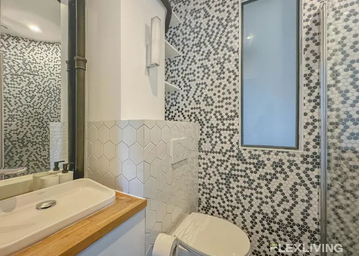 Apartament Flexliving - Onebedroom - Malesherbes - Eiffel Tower View *