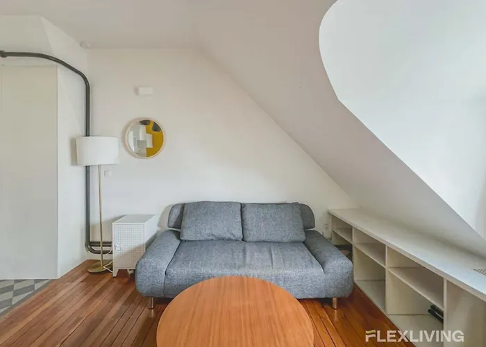 Apartament Flexliving - Onebedroom - Malesherbes - Eiffel Tower View